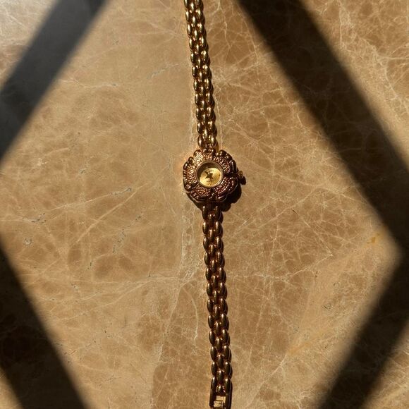 Camelia Watch